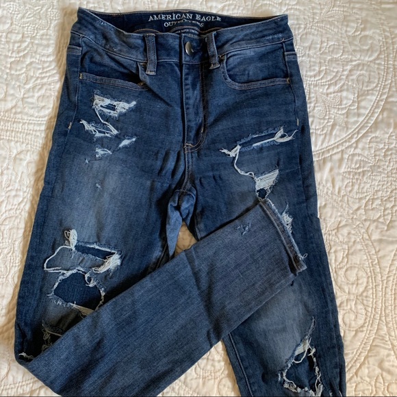 American Eagle Outfitters Denim - American Eagle ripped hi-rise skinny jeans, size 4